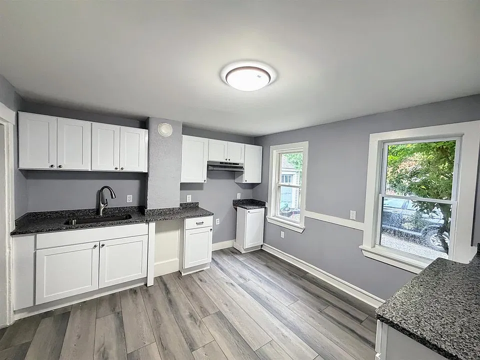 8 Maple St #27
