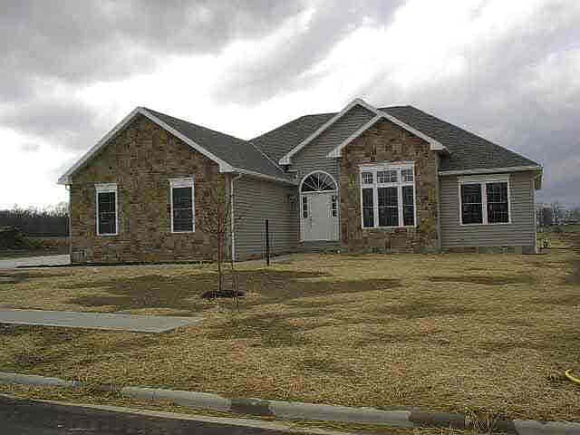 1st image of 143 Abbie Ln