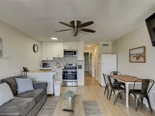 40 Folly Field Rd APT B349, Hilton Head Island, SC 29928
