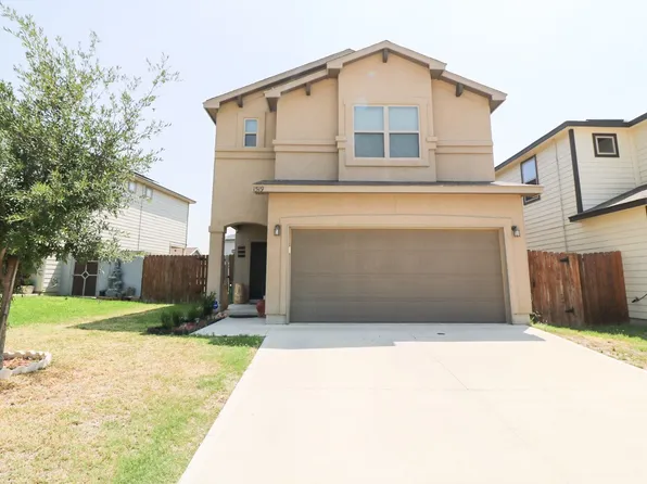 1519 Port Seattle Dr, Laredo, TX 78045