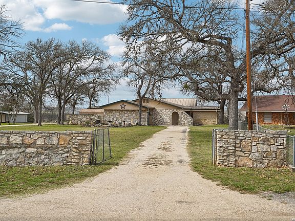 2nd image of 153 Hilltop
