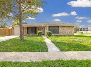6902 Burgess St, Houston, TX 77021