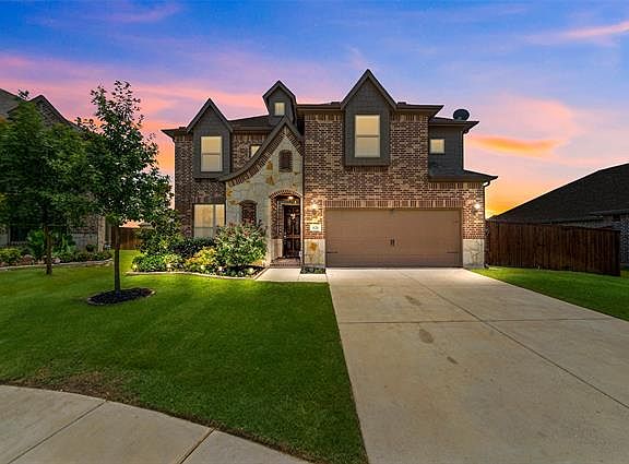 2nd image of 626 Warner Dr