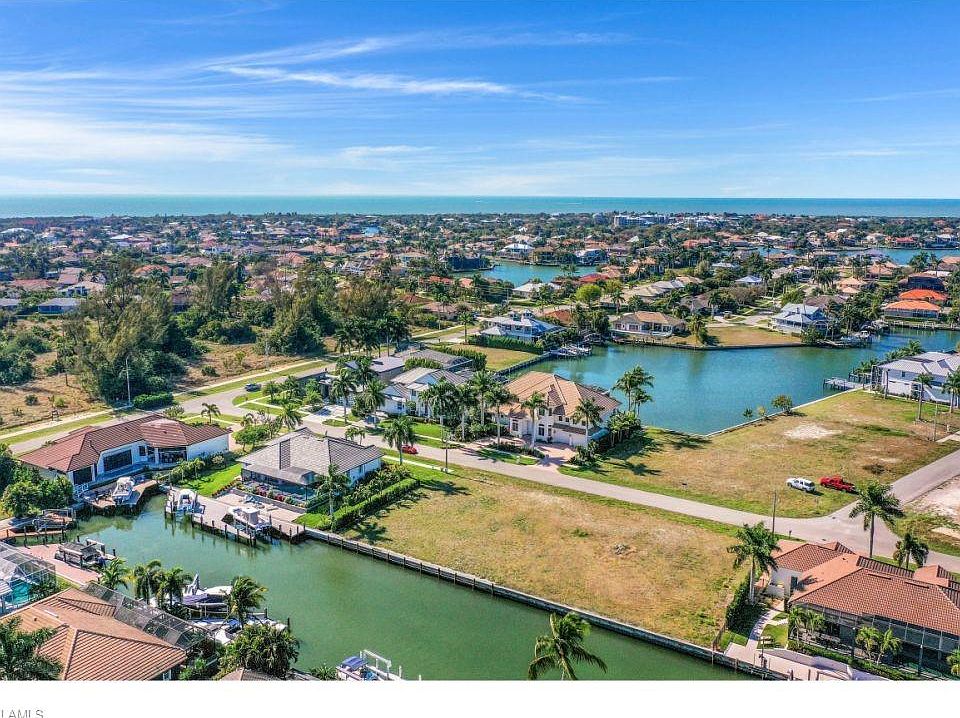 617 Crescent St, Marco Island, FL 34145 Zillow