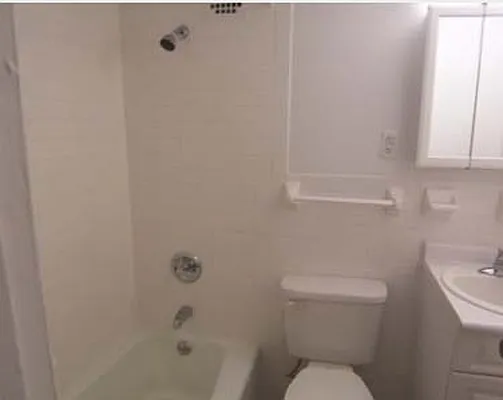 Rented by Sommerlyn Associates | media 28