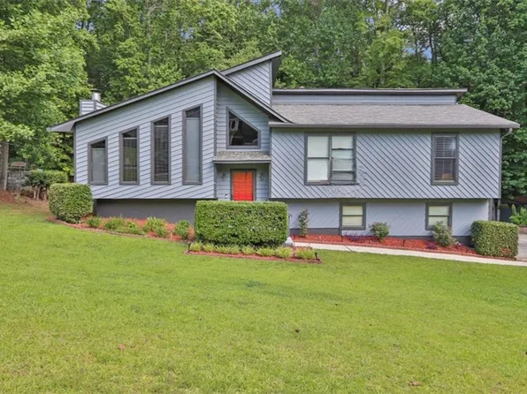 3491 Birchwood Trl, Snellville, GA 30078