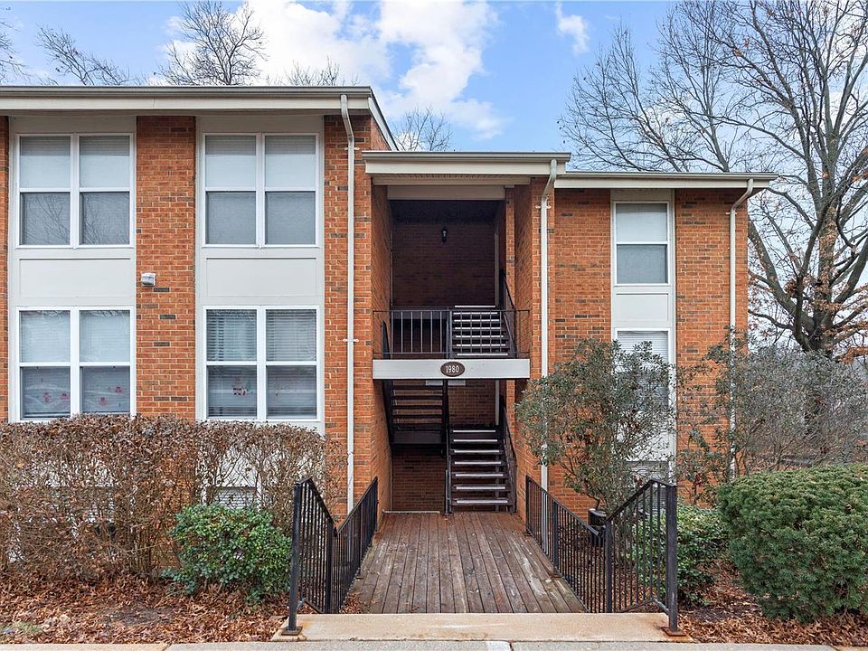 1st image of 1980 Hunting Lake Ct APT 304