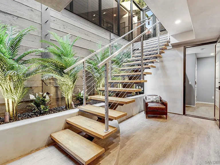 282 Neptune Ave — Photo 45
