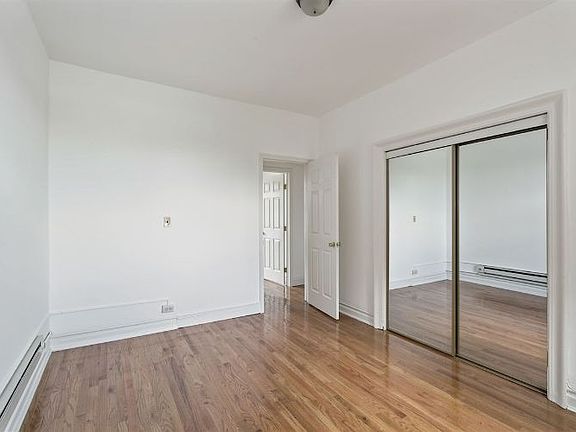 4th image of 2700 Kennedy Blvd #304