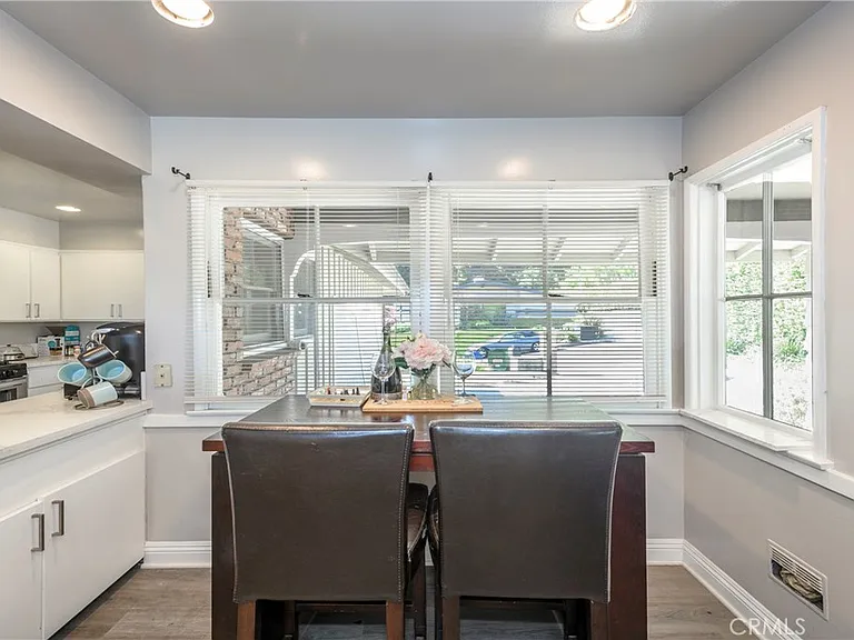 3633 Willowcrest Ave — Photo 10