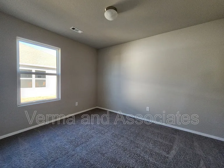 1730 King Rd — Photo 9