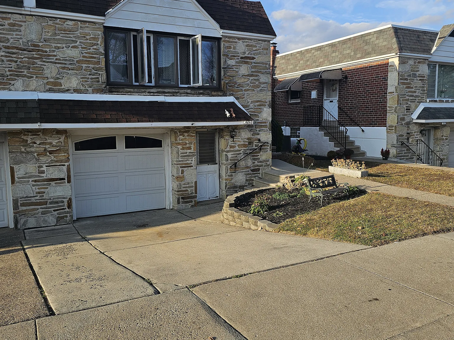 3 bed, 1117 sqft, $2,600 — Photo 2