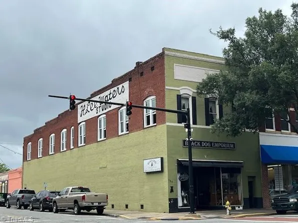 120 S Main St, Lexington, NC 27292