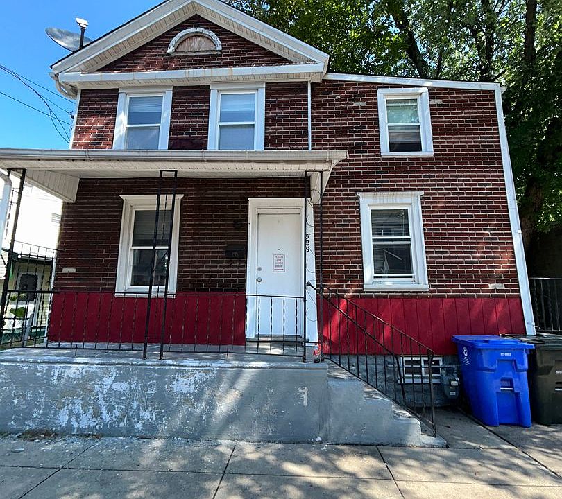 1st image of 529 York St