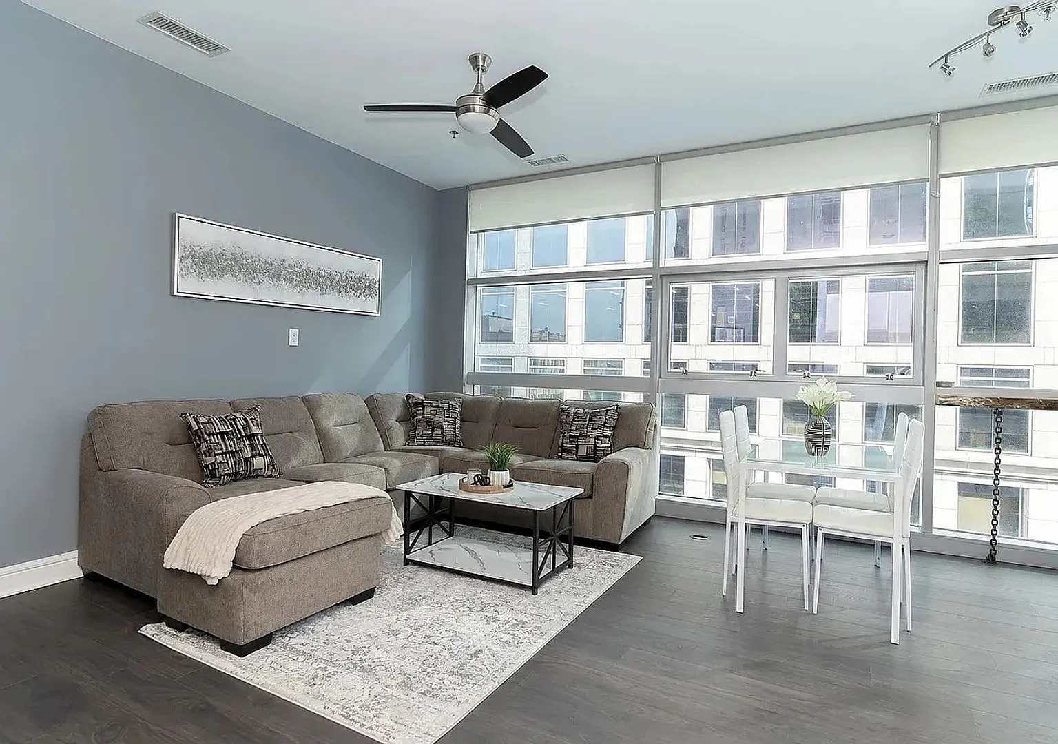Charming 1BR Condo in Charlotte — Photo 4