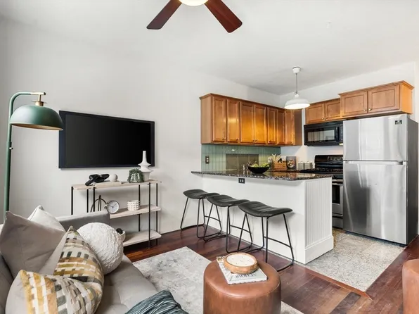 14 Mitchell St #1, South Boston, MA 02127