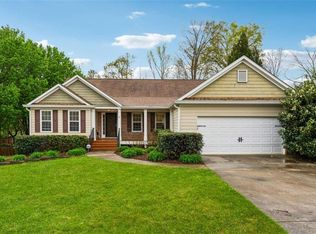 392 Beranda Cir, Douglasville, GA 30134