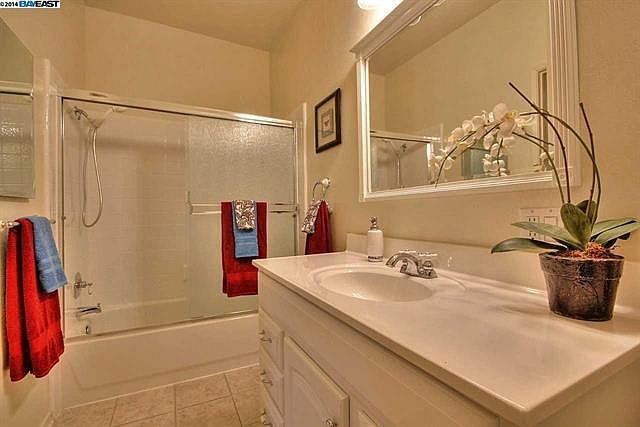 1st image of 3660 Knollwood Ter APT 204