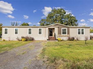 2728 Farmsite Rd, Violet, LA 70092