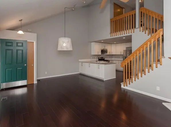 4425 Mills Civic Pkwy Unit 1504, West Des Moines, IA 50265