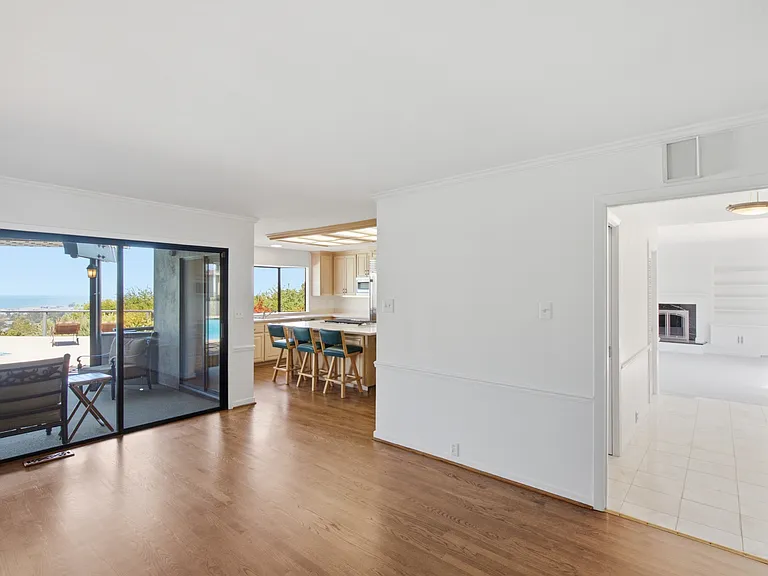 1806 Sebastian Dr — Photo 51