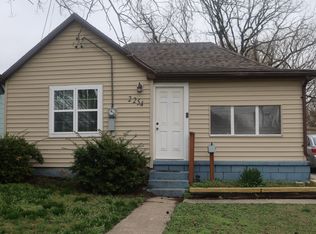 2254 N Travis Avenue, Springfield, MO 65803