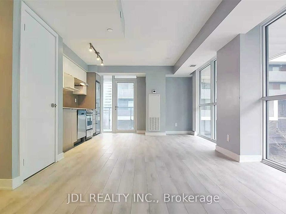 1st image of 160 Flemington Rd #423
