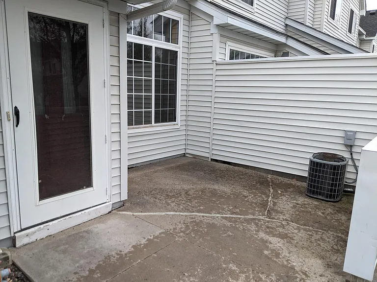 4275 Merrimac Ln N #22 — Photo 17