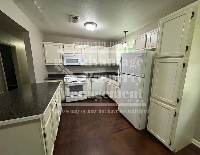 10 Towering Oaks Dr — Photo 4