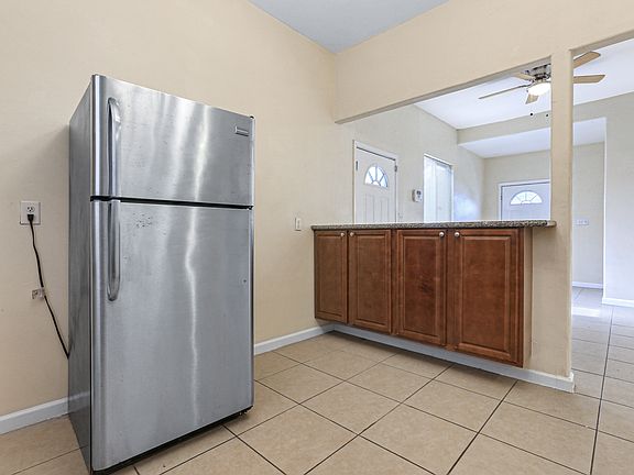 3rd image of 5100 S Robertson St #1