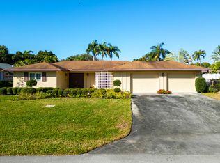 9731 Heather Cir W, Palm Beach Gardens, FL 33410