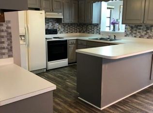 1 Lake Court Loop, Ocala, FL 34472