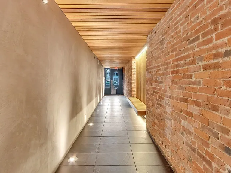 53 Hastings St W #604 — Photo 21