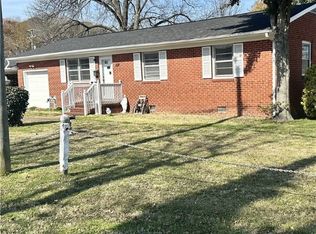 803 Belfast Ave, Hampton, VA 23661