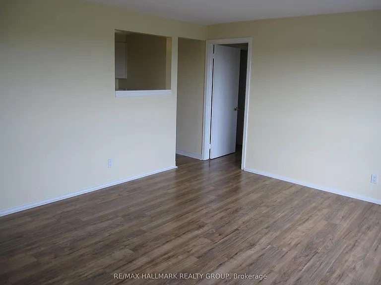 898 Elmsmere Rd #12 — Photo 4