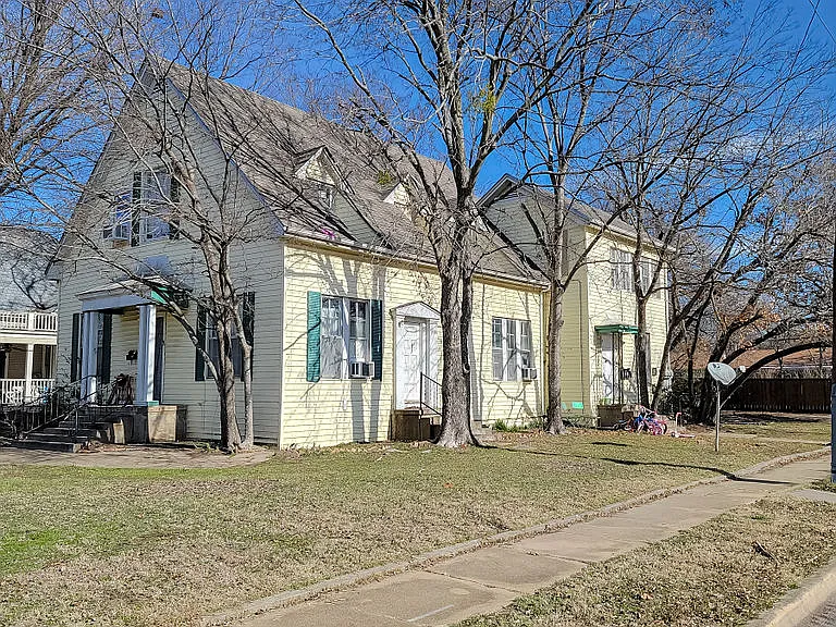121 W Moore St #101 — Photo 41