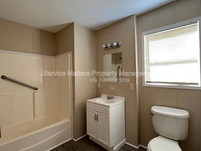 4825 Douglas Dr — Photo 10