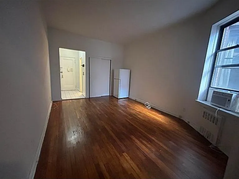 320 E 85th St #5A — Photo 5