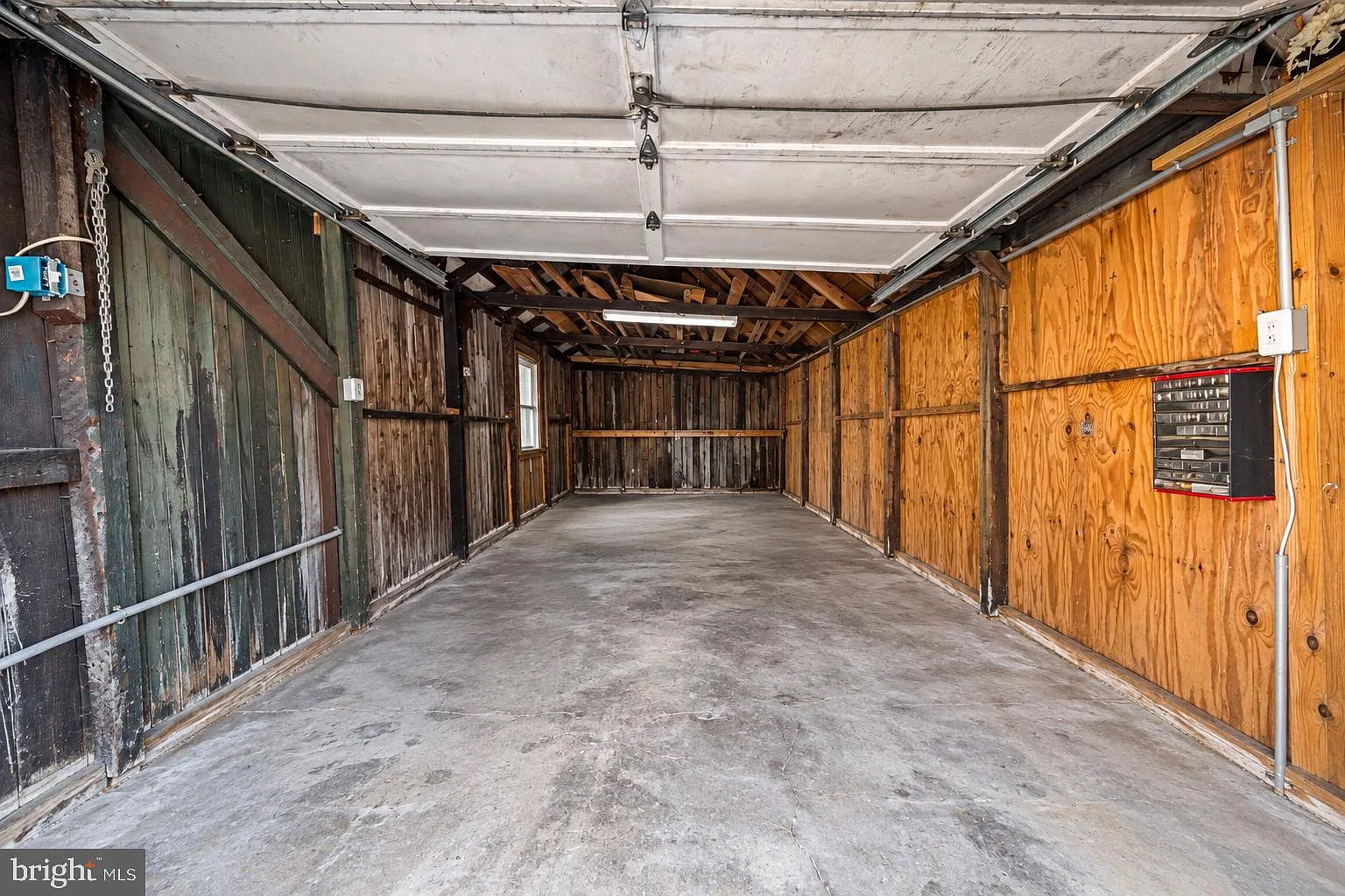 Studio, 300 sqft, $500 — Photo 3