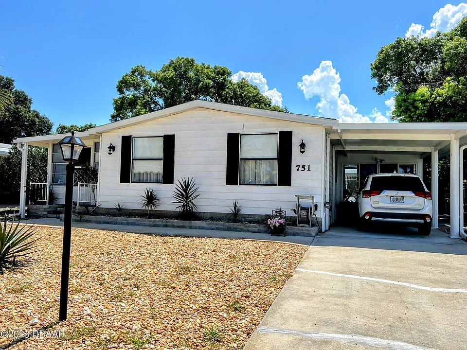1st image of 751 Indian Hill Dr