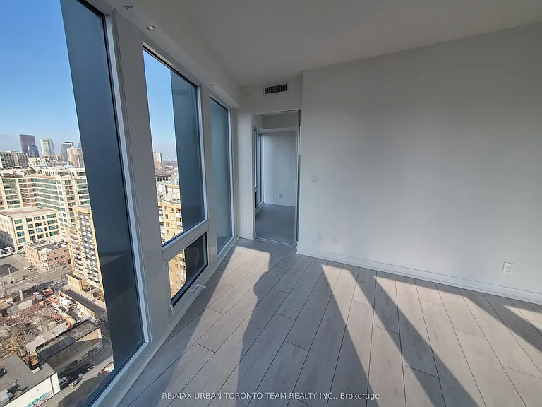 60 Shuter St #2508 — Photo 7