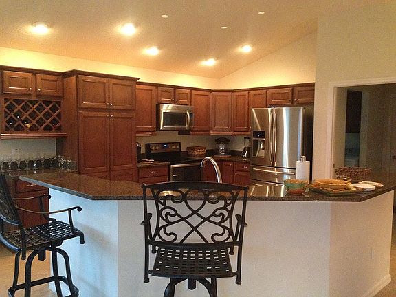 Kitchen/Ceramic Tile
