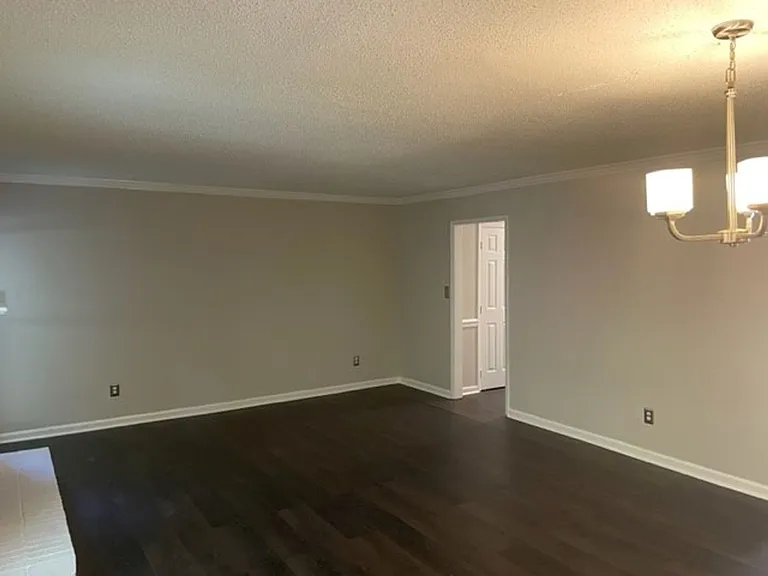 2128 Montreat Dr — Photo 6
