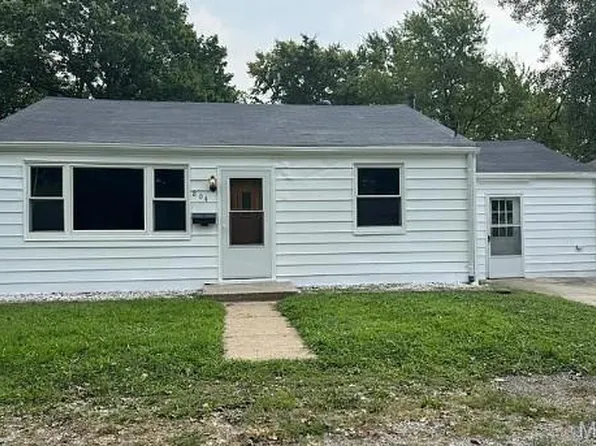 804 Dewey St, Belleville, IL 62221