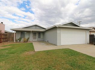 30892 Commercial Rd, Visalia, CA 93291