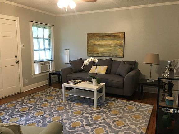 2nd image of 5302 Woodrow Ave