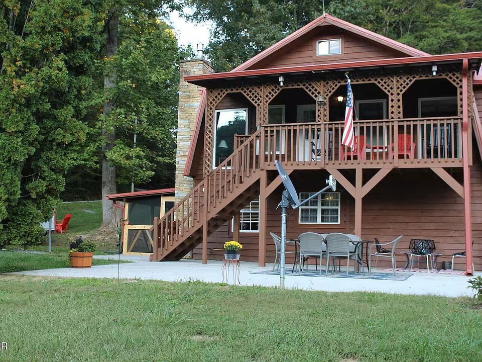 1st image of 676 Rocky Flats Rd