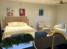 94 Main St, Westhampton Beach, NY