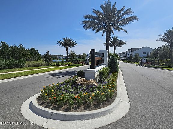 2nd image of 11403 NEWTONIAN Boulevard