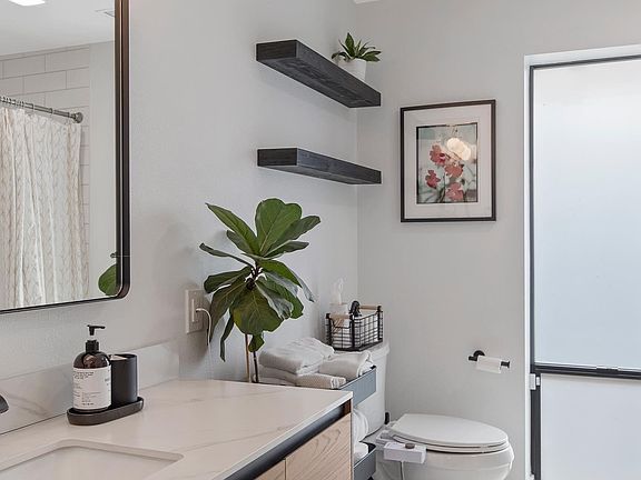 Brand new bathroom with tub/shower combo & a pet friendly window to the yard